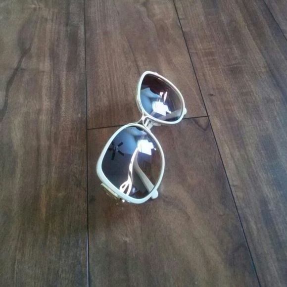 Fashion sunglasses - Picture 4 of 4