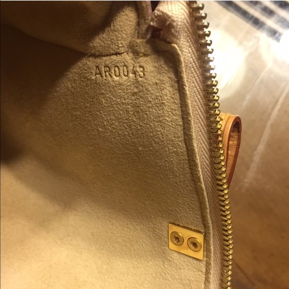 Louis Vuitton handbag cherry blossom - Picture 2 of 4