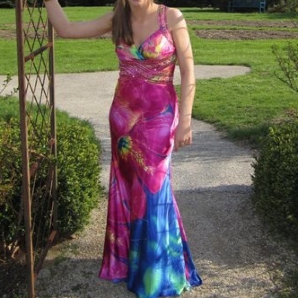 🌷🌸PROM SEASON 🌺🌹