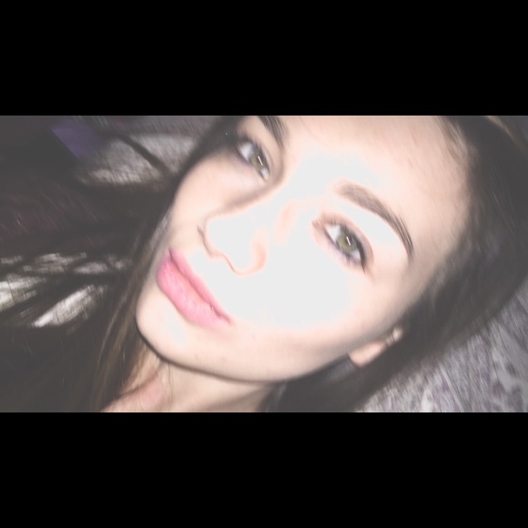 Meet your Posher, Abbie