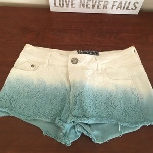 Ombré shorts with crochet pattern!