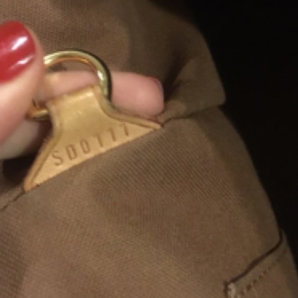 Louis Vuitton handbag - Picture 3 of 3