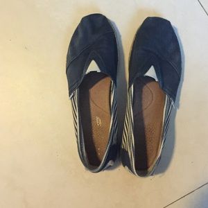 Toms slides