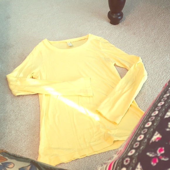 J. Crew long sleeved tshirt • yellow • sz M