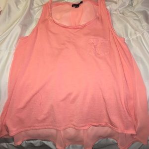 peach tank top