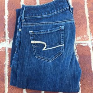 Size 10Reg American Eagle "Artist" Denim Jeans