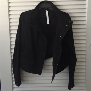 Lululemon cropped jacket