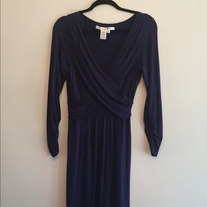 Max Studio Navy V Neck Long Sleeve Dress