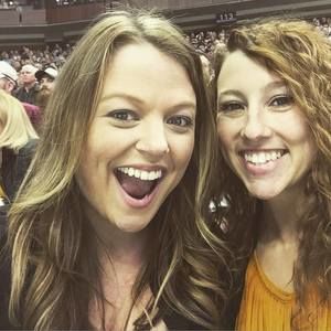 Meet your Posher, Chanel