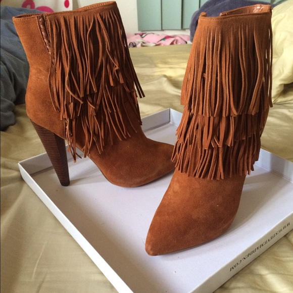 Fringe brown booties