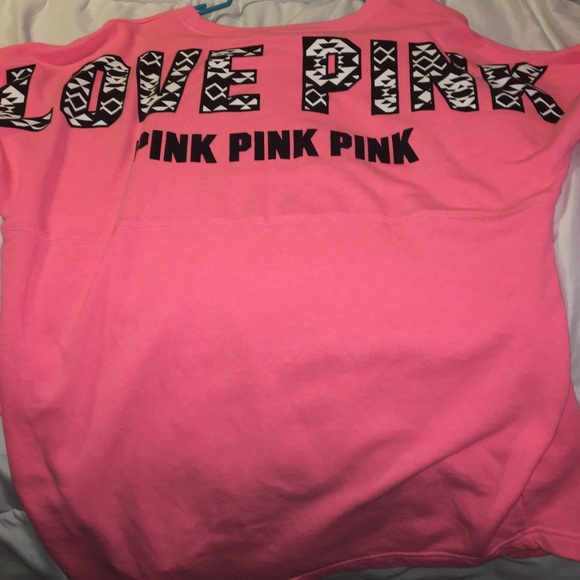 VS pullover