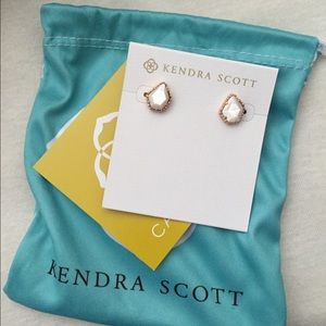 NWT Kendra Scott Earrings
