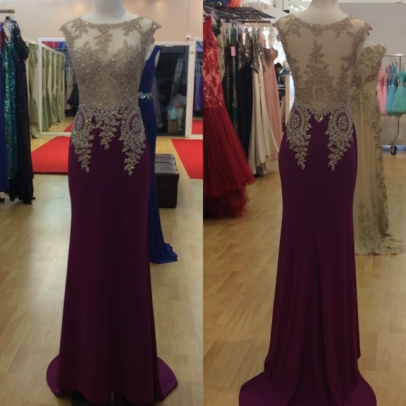 New beautiful prom dress. Pricing is negotiable! - Picture 3 of 4
