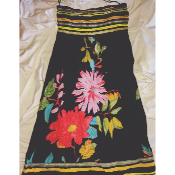 Swimsuit cover up - Picture 2 of 2