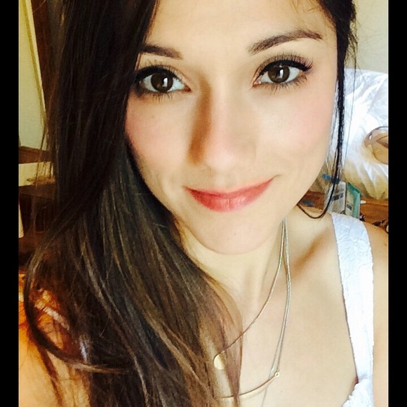 Meet your Posher, Luisa