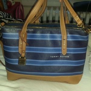 Tommy Hilfiger Shoulder Bag