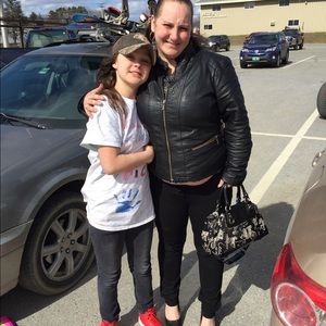 Meet your Posher, Kara