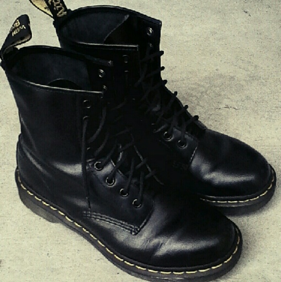 1460 Matte Black Dr.Martens