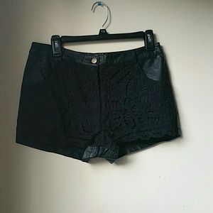 Lace leather shorts