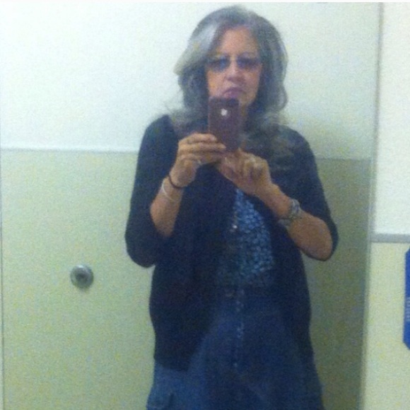 Meet your Posher, Kristen - Picture 2 of 4