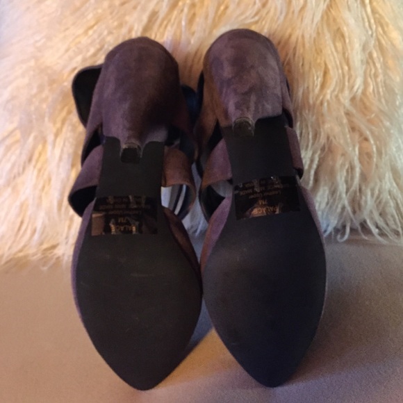 Shoes - Picture 3 of 4
