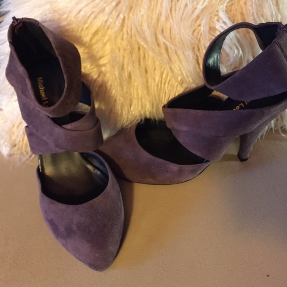 Shoes - Picture 4 of 4