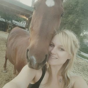 Meet your Posher, Jade