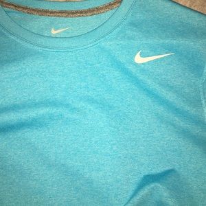 Dri-fit long sleeve nike shirt