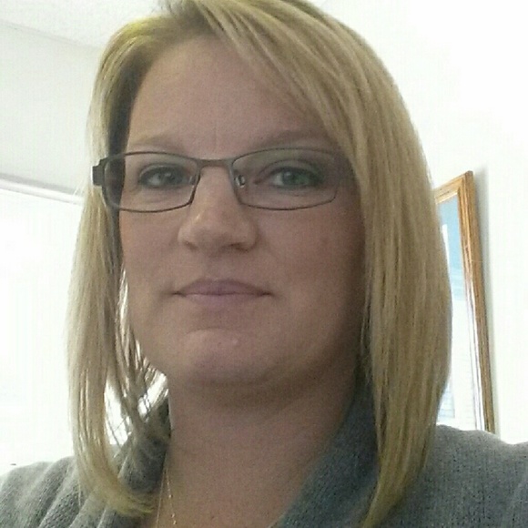 Meet your Posher, Kelly - Picture 1 of 1