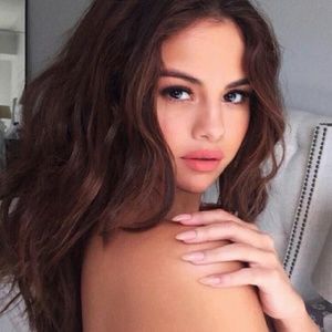 Meet your Posher, Priscilla