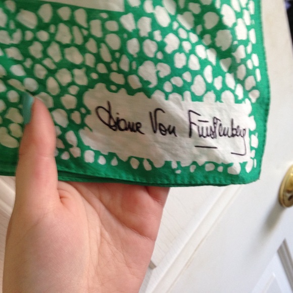 Diane Von Furstenberg Scarf