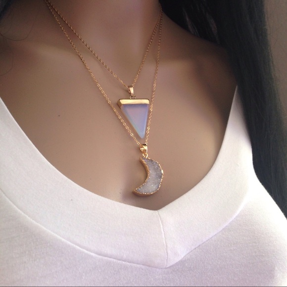 🎉HP🎉🌙Moon druzy&Opalite Triangle Necklace - Picture 3 of 4