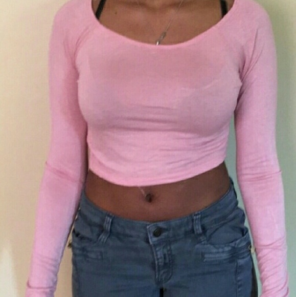 Pink long sleeved cropped top