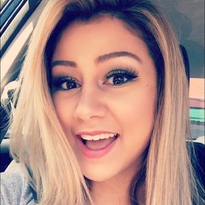 Meet your Posher, Savannah