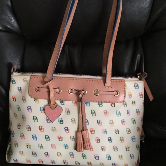 Dooney & Bourke purse