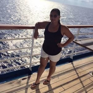 Meet your Posher, Mae