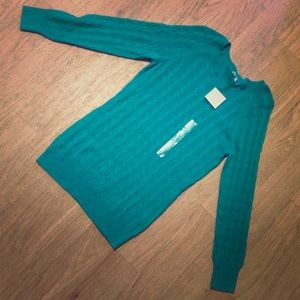 A Madison long sleeve green sweater