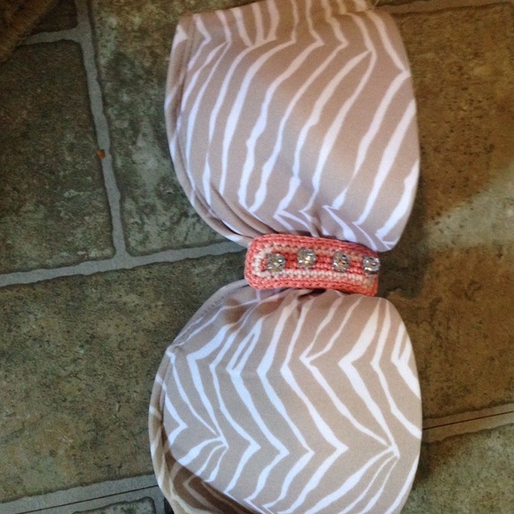 Swim suit with rhinestone embellishment new - Picture 2 of 3