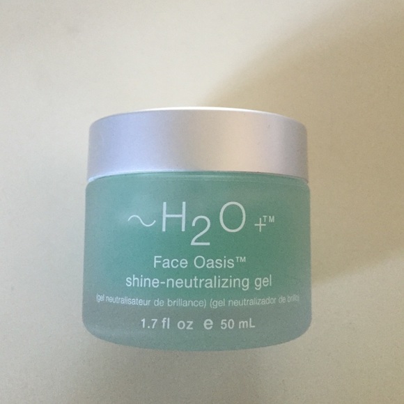H2O+ Face Oasis shine-neutralizing gel