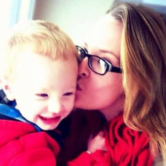 Meet your Posher, Crystal