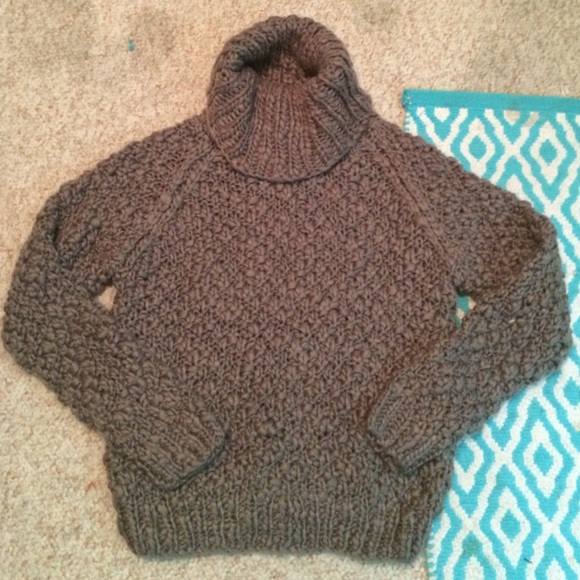 🎀Chelsea & Theodore Sweater🎀