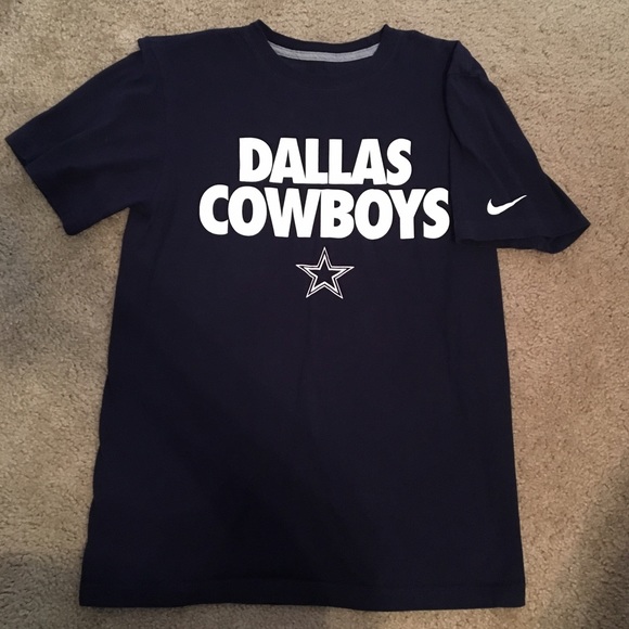 NFL apparel. 🏈Offers welcome🏈