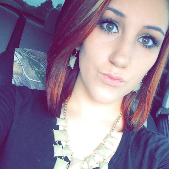 Meet your Posher, Megan