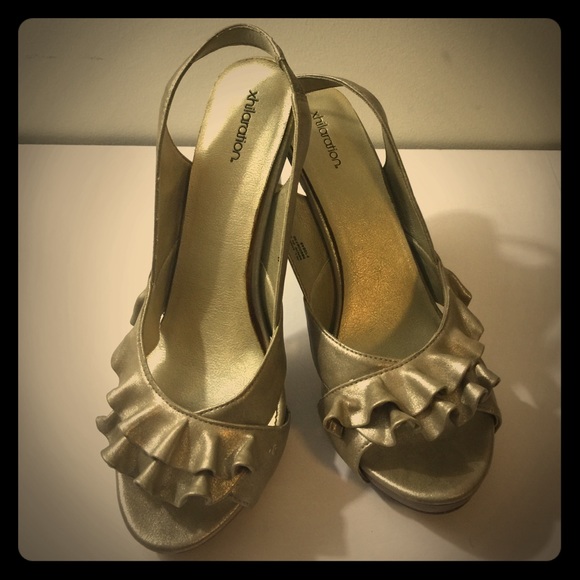 Gold Xhilaration Open Toe Heels