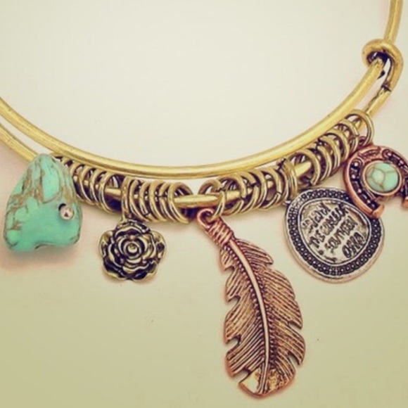Super Cute BOHO Charm Bracelet - Picture 2 of 2