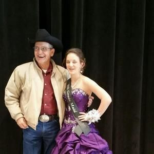 Meet your Posher, Katelyn