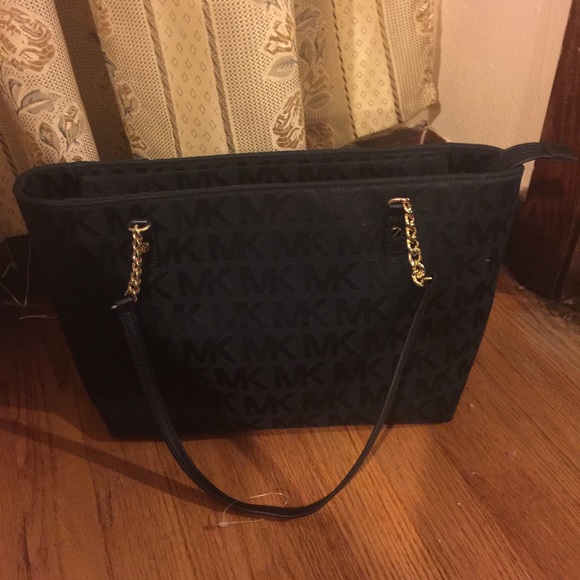 Michael Kors Handbags - Hadbag Michael Kors