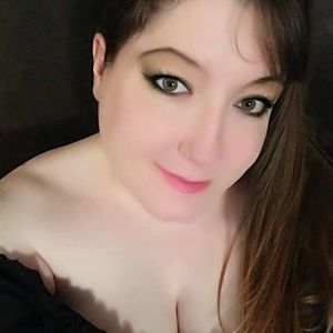 Meet your Posher, Briana