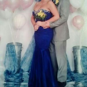 Prom dress