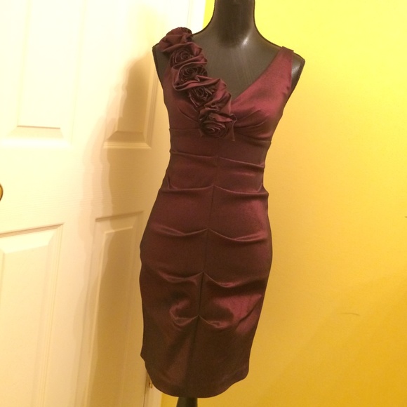 BRAND NEW DRESS
